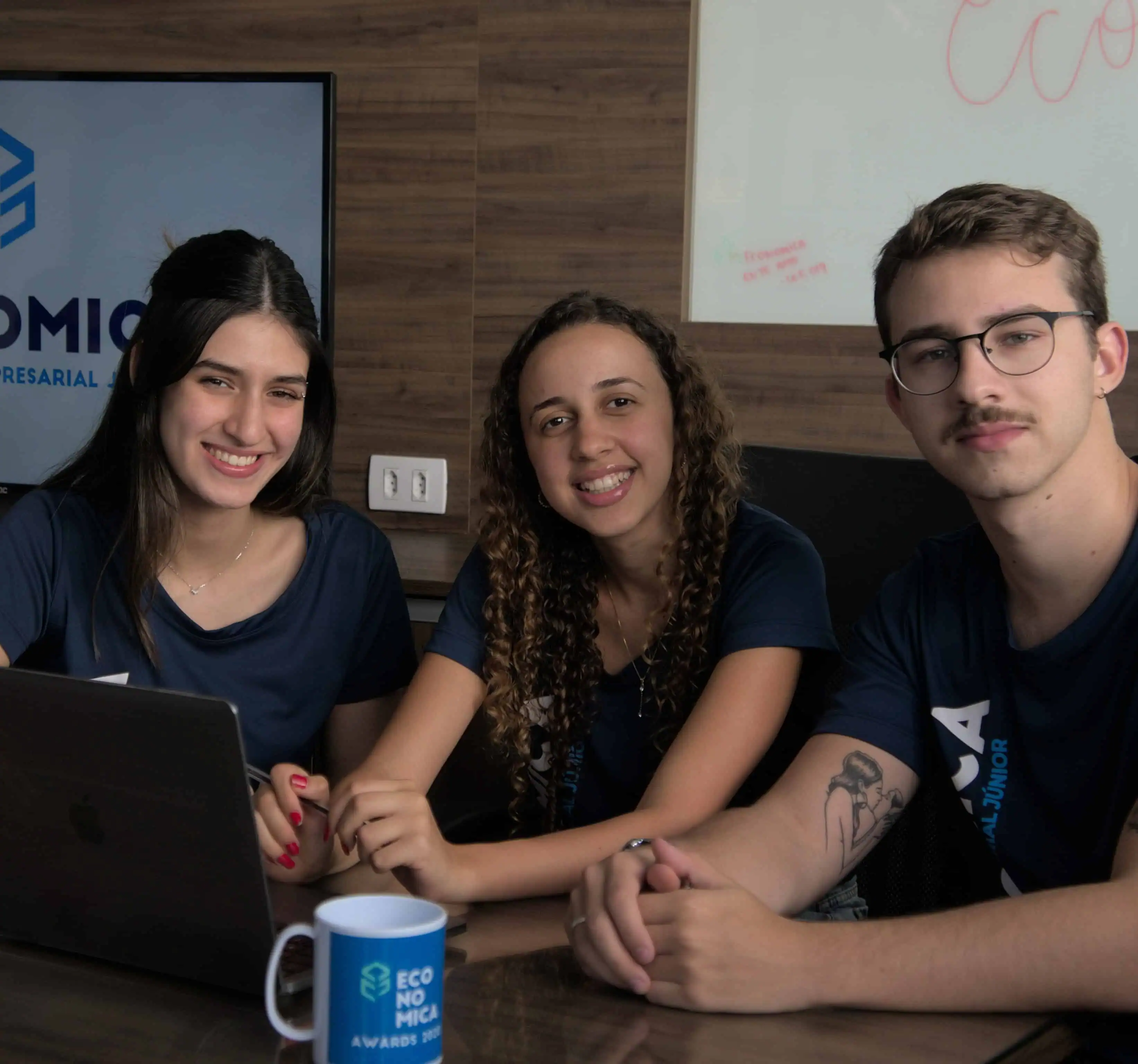 Equipe da ECONOMICA Consultoria Empresarial Júnior da UNICAMP